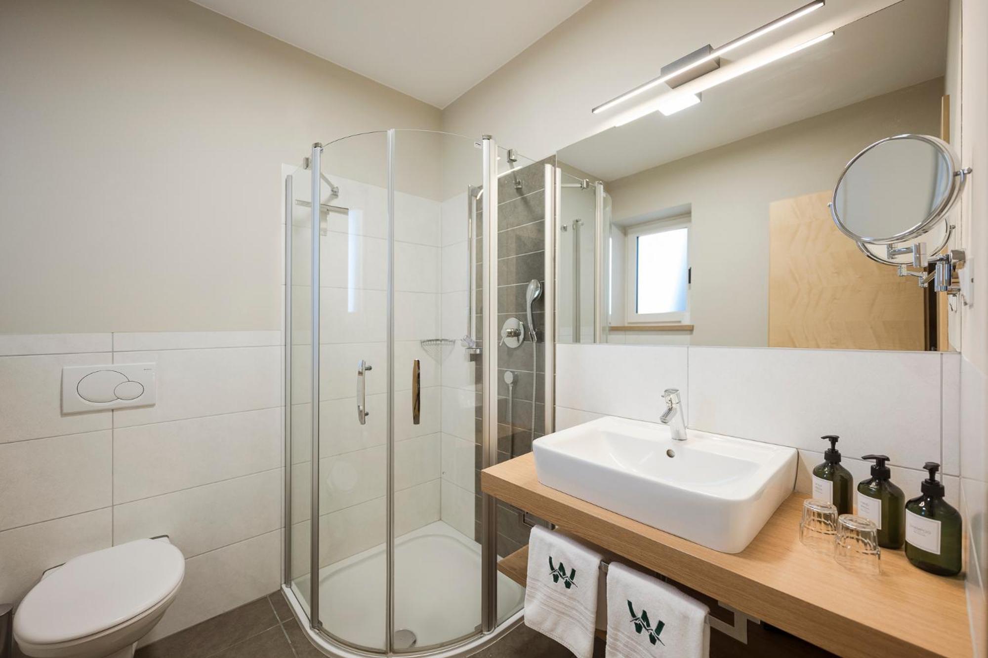 Boutique Hotel Wiesenhof - Adults Only ラナ エクステリア 写真