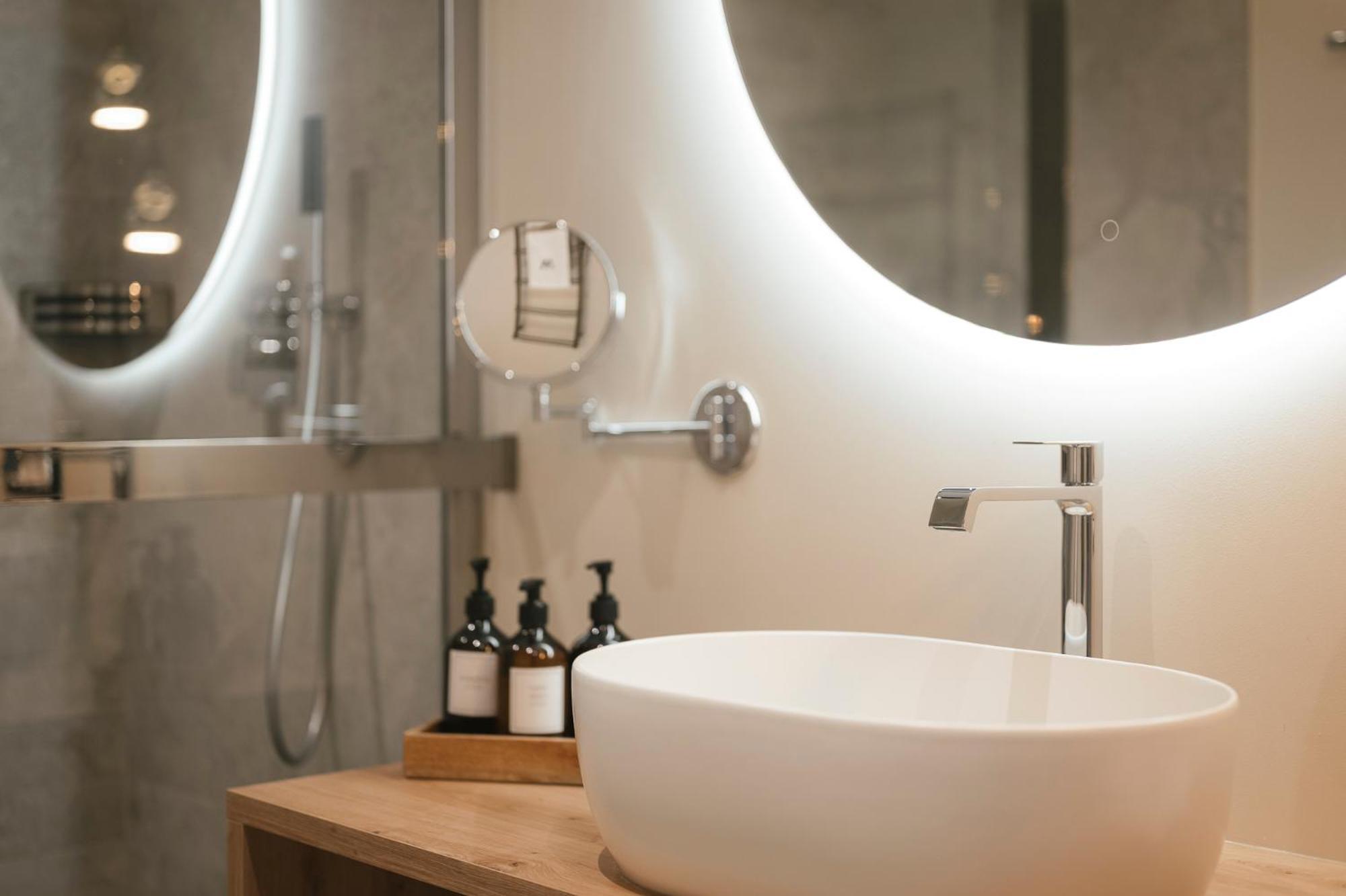 Boutique Hotel Wiesenhof - Adults Only ラナ エクステリア 写真