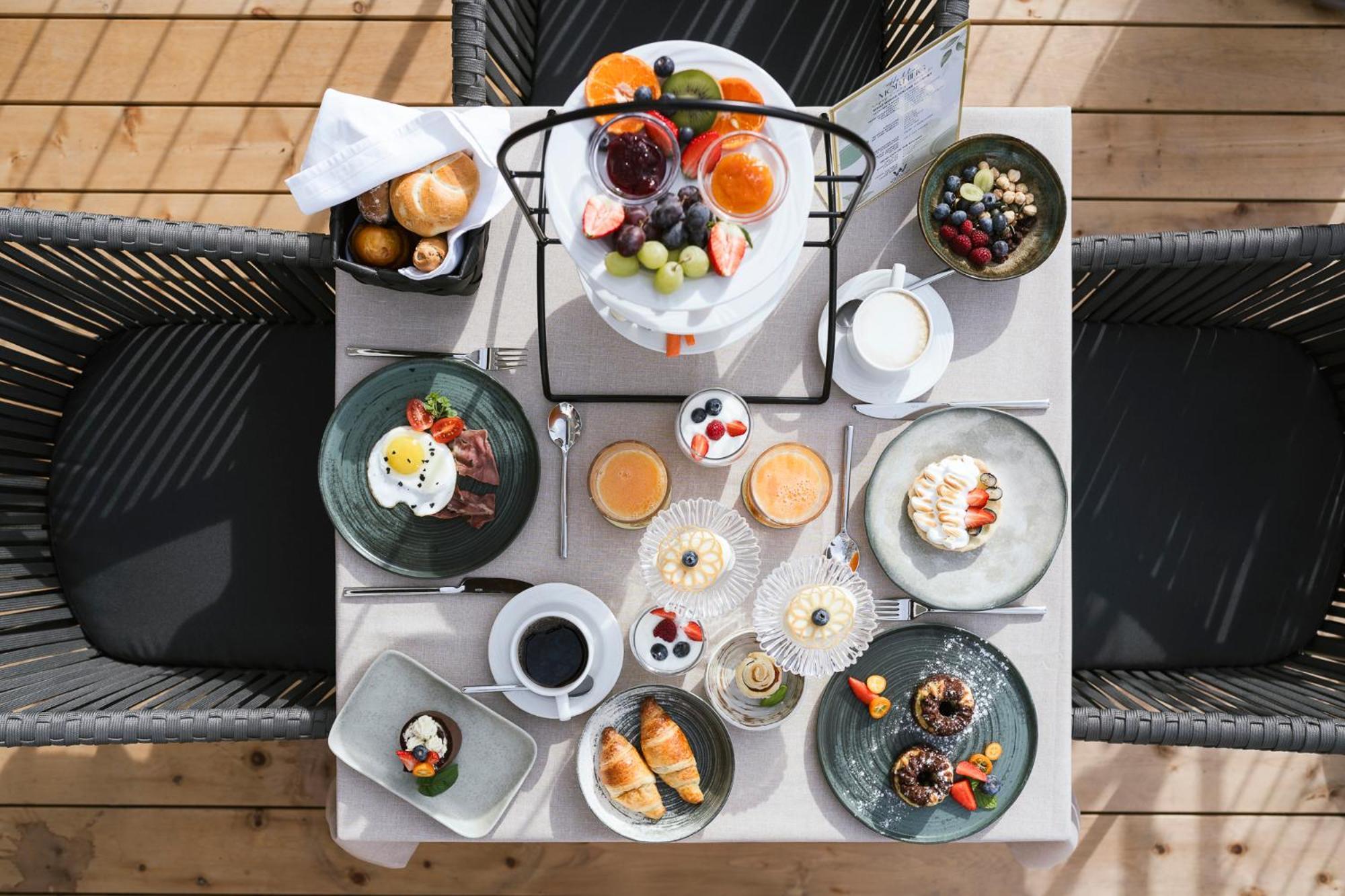 Boutique Hotel Wiesenhof - Adults Only ラナ エクステリア 写真